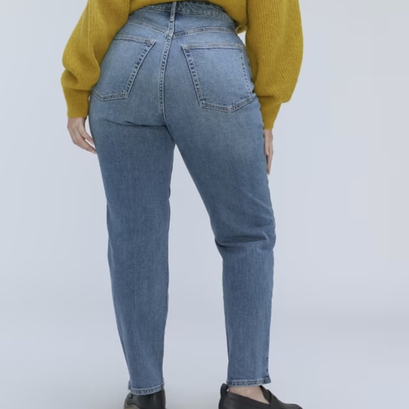 Everlane The Original Cheeky Curvy Jean Worn-In Mid Blue - Picture 5 of 6